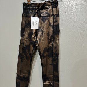 ZYIA Bronze Hendrix Metallic Pocket Drawstring